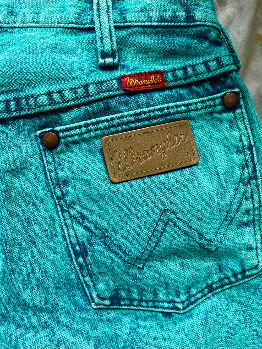 Wrangler Turquoise Acid Wash Jeans - Picture 5 of 5